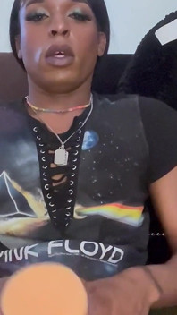 Ebony Tranny Ts Solo Jackoff bbc handjob