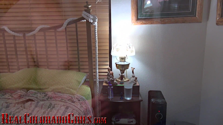 Richard Nailder Hardcore: Mi sexy latina amiga de sexo Kat Cummings juega con...