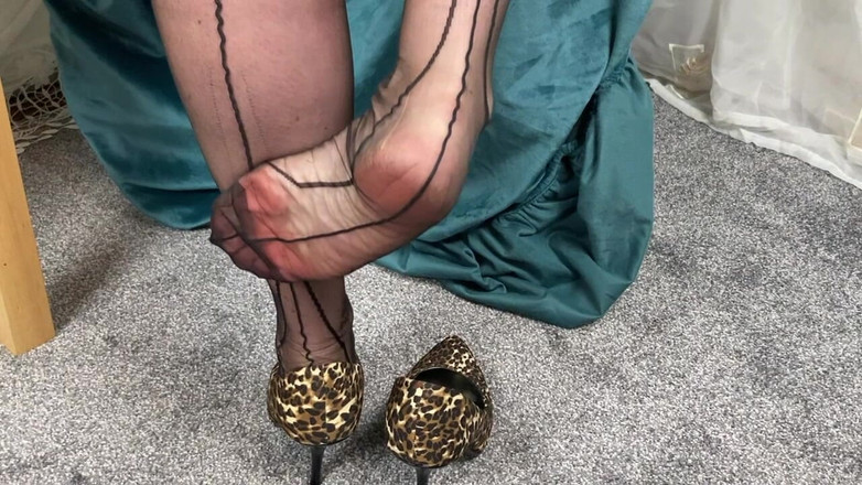 Aunty Sandra vintage girdle queen: Tante sandra dengan korset yang seksi banget
