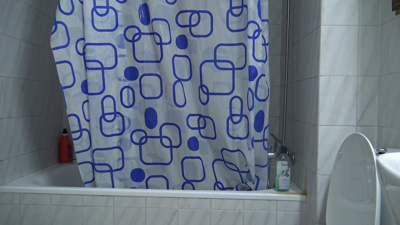 Souzan Halabi: 这个穆斯林女人很震惊!!她不小心看到了我的大鸡巴!!