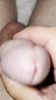 Cái lỗ phun nước nhỏ hứng tình