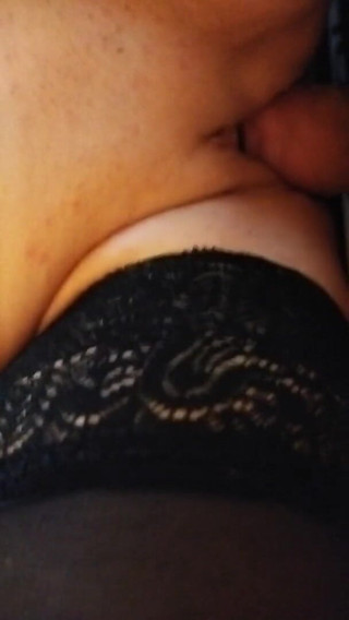 Merry Cockings: Quick tight pussy fuck