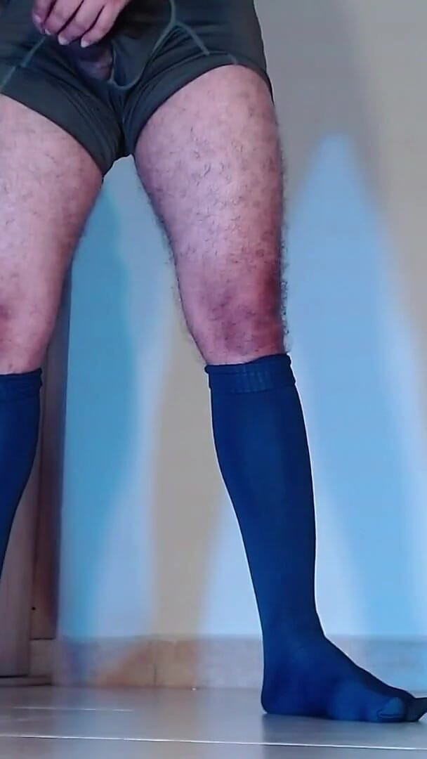 Exercising Naked Using Long Socks (Tomm hot)