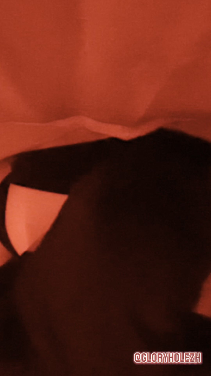 gloryholezh: Arabischer lieferbote kommt vorbei für anon blowjob und zungenanal und...