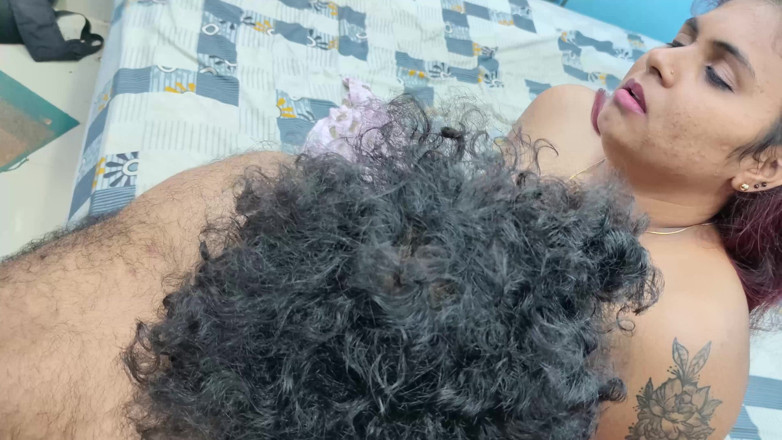 Vaishnavysharunraj: Mamilo chupa peitos, pressione nu romance