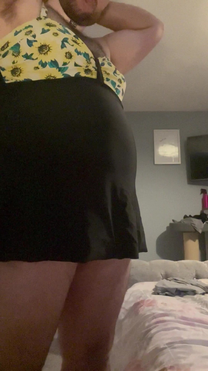 Shaun Cbt: Cock Bondage s Crossdressing Roubíkem a spoutaným