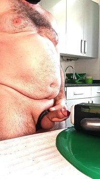 Pantat bahenol cewek gemuk ini dientot habis-habisan sama kontol besar sampai lubangku menganga lebar
