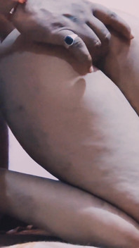 Bhabhi lần đầu tiên đút nó vào đít