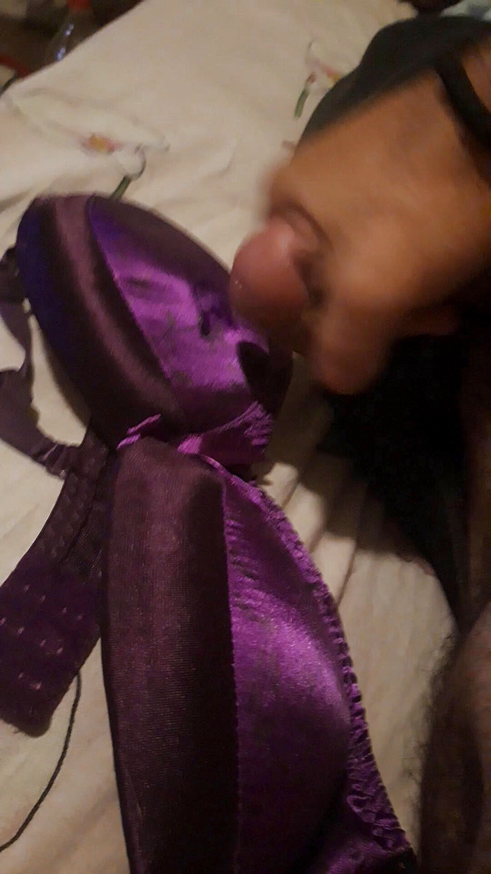 SingerMask: Leche en esposa sujetador