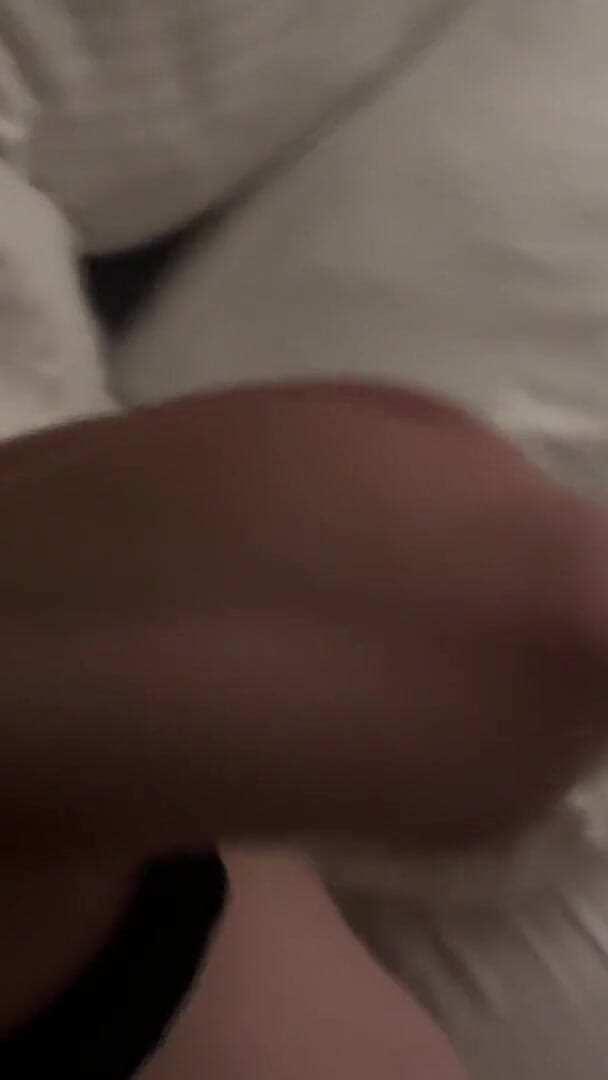 HisSlutyWife: Puta milf é fodida com força