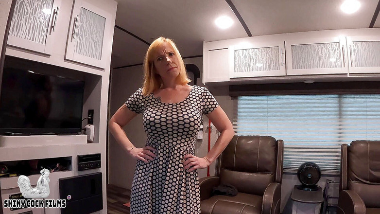 Jane Cane: Corrompiendo a mi madrastra cristiana