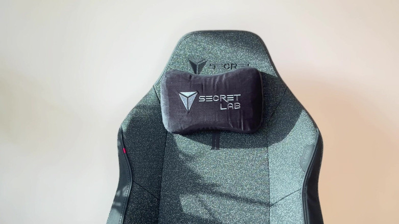 Miss Valentina: Cum sobre mi silla de juegos