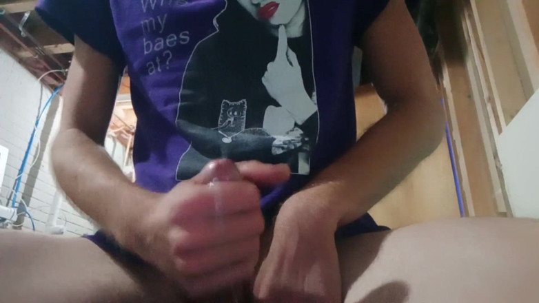 That guy from the middle of nowhere: Big Cum Jerking off