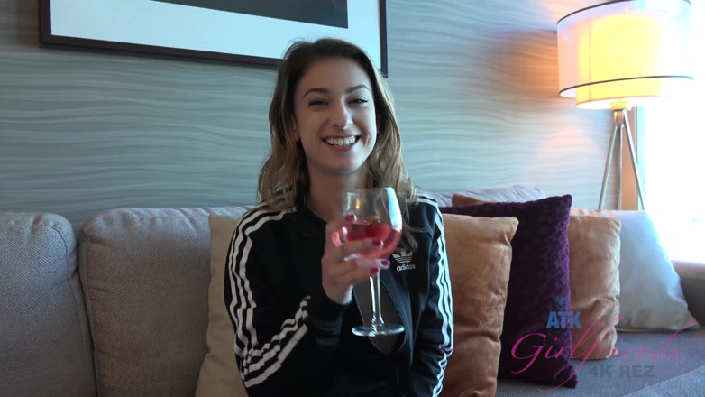 ATK Fans (Girlfriends): Vacanza virtuale a Las Vegas con così brutta Kristen Scott 1/3