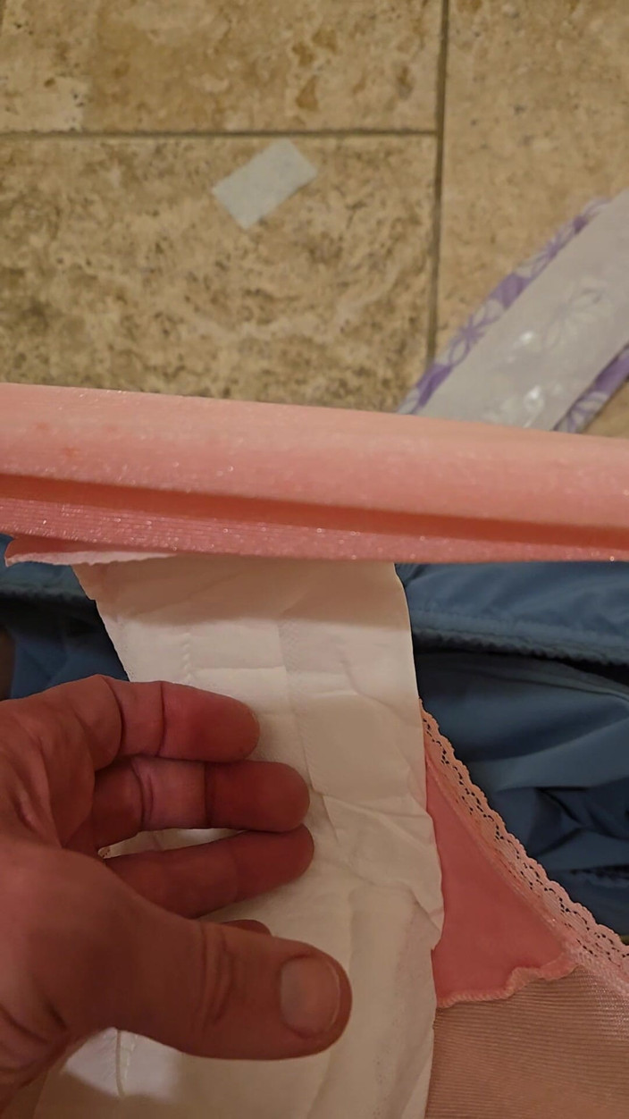 Takepad: Big Pad Placement and Maxi-pad Changing Progress in Bathroom