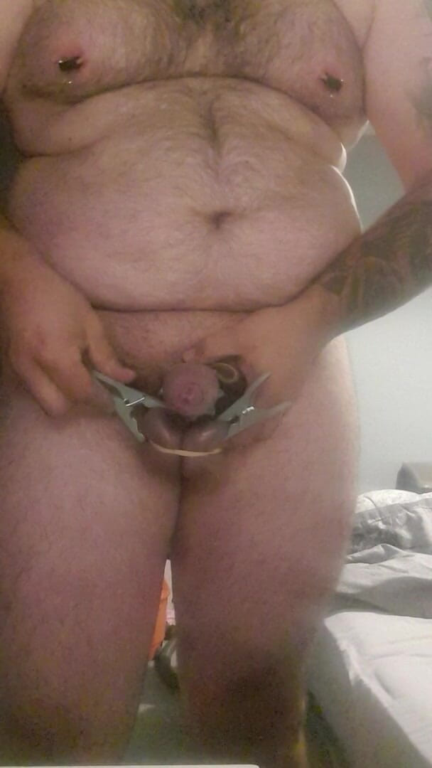 Shaun Cbt: Bondage del cazzo con pinze per capezzoli