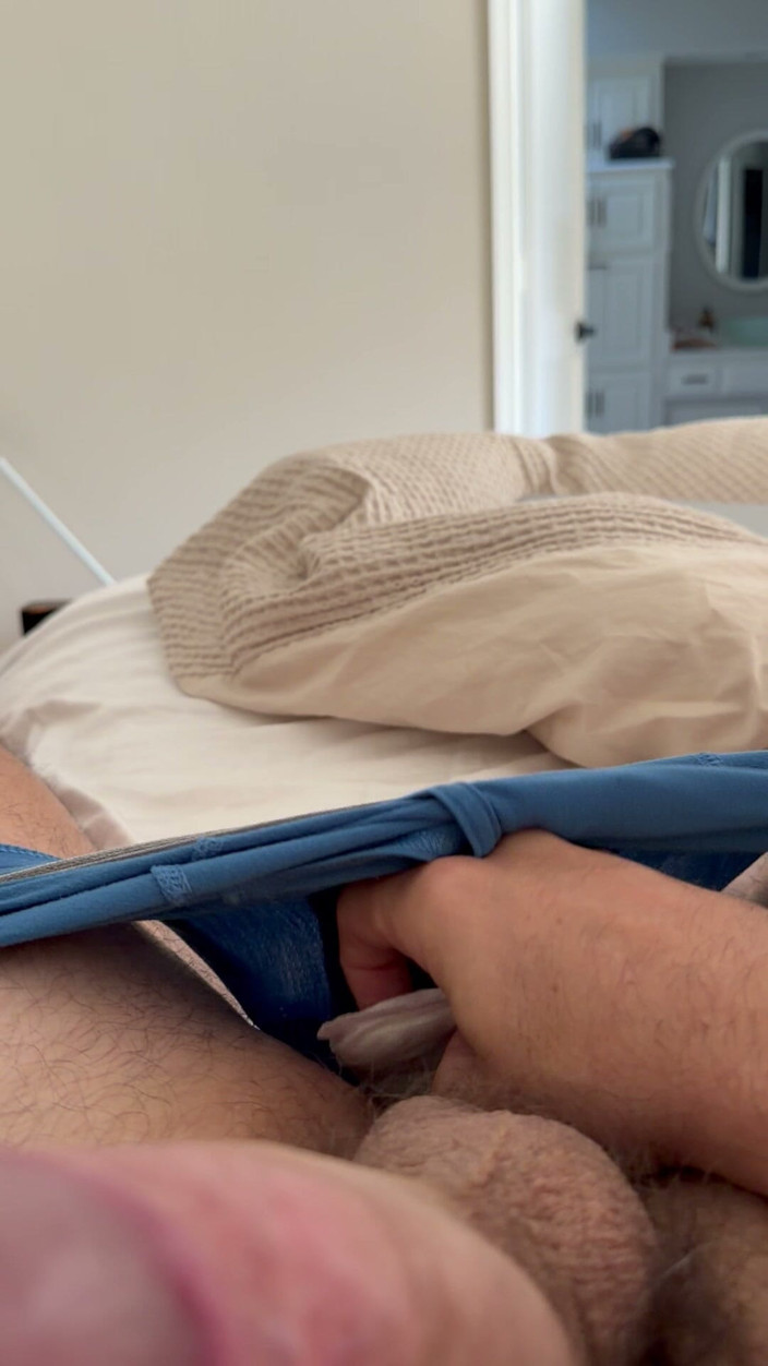 Takepad: Getting Hard and to Cum with Stayfree Pads