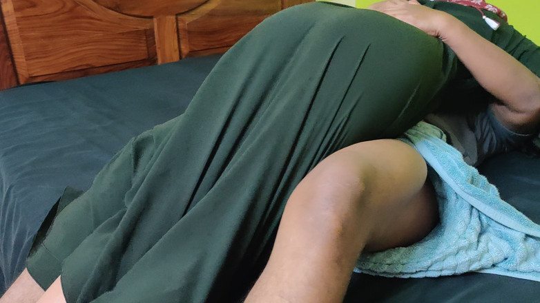 Hope Love: Une demi-sœur musulmane en hijab de Malaisie baise son demi-frère