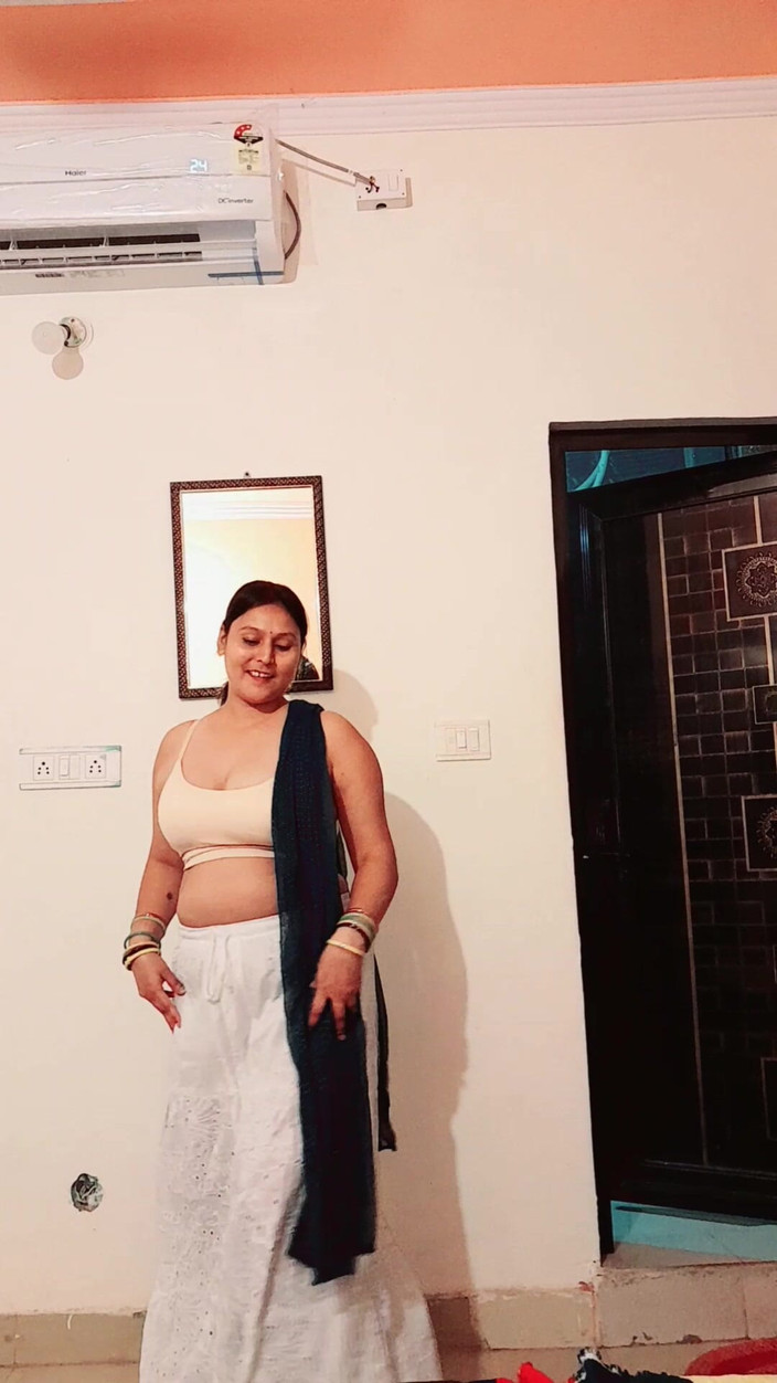 Puja555: Menari Puja