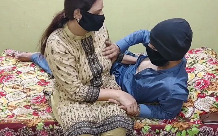 Sweetie Khan: Mi-am futut iubita studentă pakistaneză de trei ori pizda mare