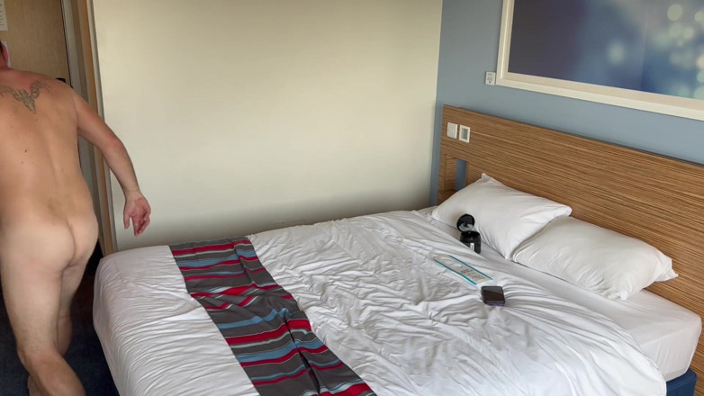 GlennandSonny: ホテルファックが大好き