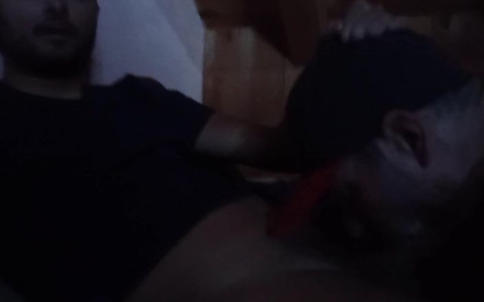 Justin hoodwar: Prosty Dicksucker