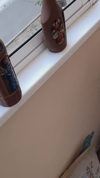 O femeie matură blondă oferă o muie uimitoare în balcon și înghite spermă