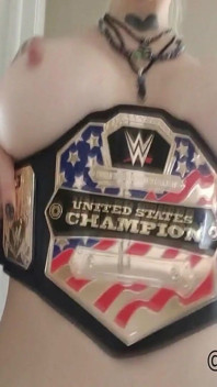 Jessica Nova Fight Champ dvojitá funkce