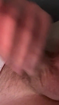 POV: Han Runkar Åt Dig På Ett Videosamtal Och Kommer Hårt Med Stön