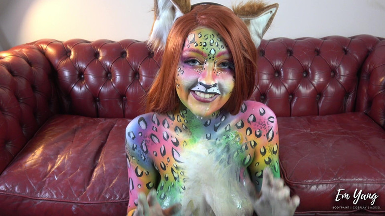 Em Yang: Punto de vista: experiencia de sexo corporal de leopardo arcoiris