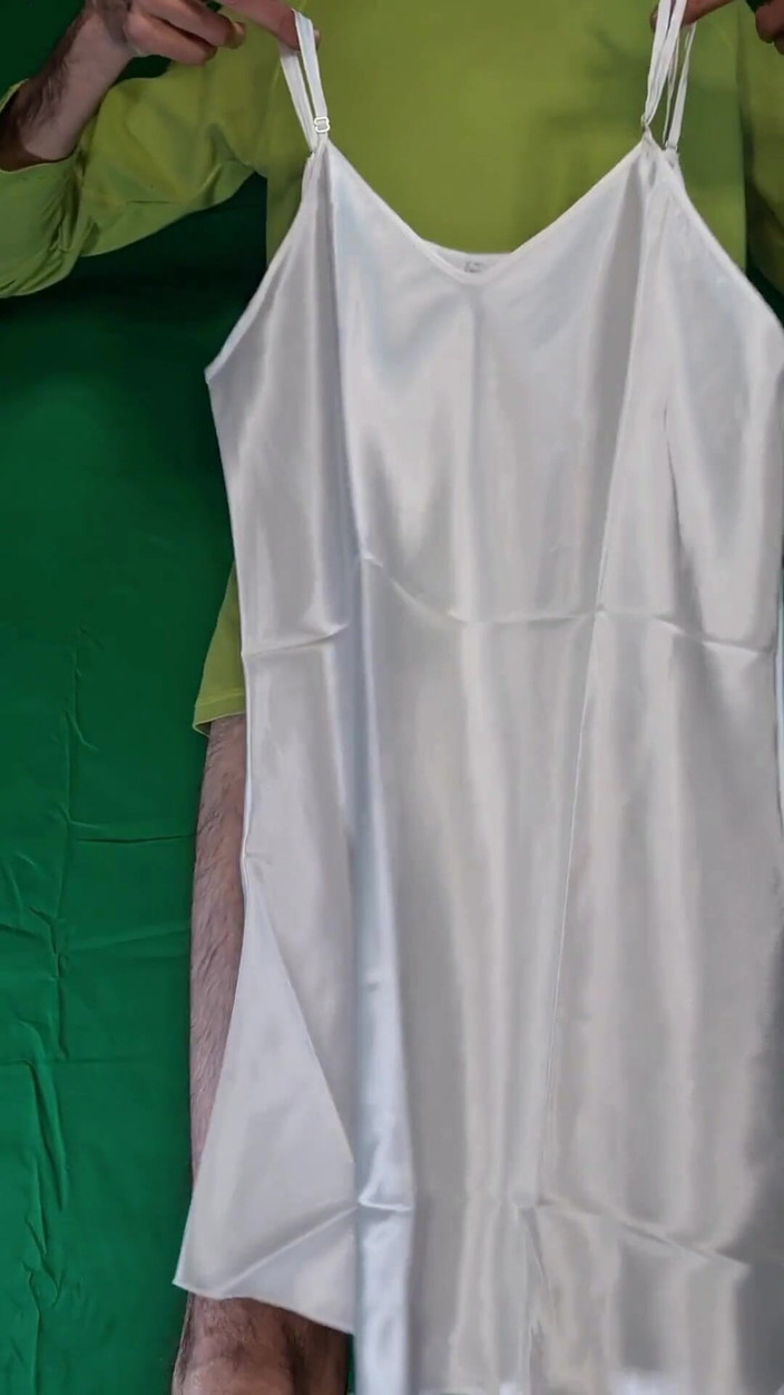 HeIsSooThin: T-shirt untuk malam