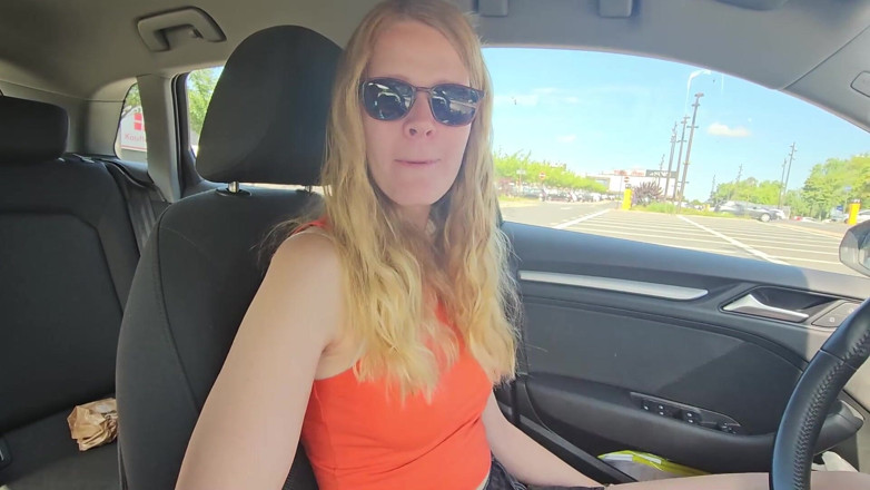 Bikergirl_97: Shoppen Im Einkaufszentrum Mit Grossem Dildo Und Orgasmus!