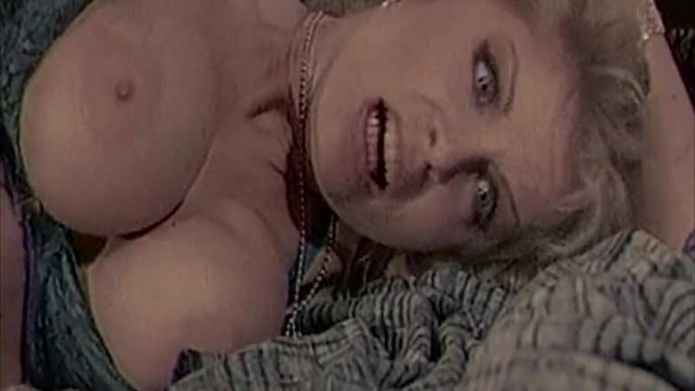 ORGASMX: Ретро Жорсткий Трах І Сквірт На Кицьку