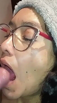 Moments of Suri Sweating, Sucking and Delicious, She Has a Body