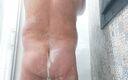 Comcapi: The Daddy Bear in the Shower Masturbates and Cums