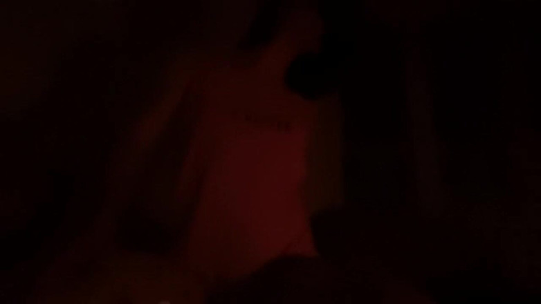 Theresa Si: Theresa Si menunggang malam pertama pada skrin bahagian kedua