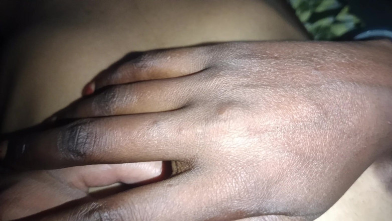Jack07: Indische Desi christelijke buurvrouw geneukt om middernacht pik zuigend sperma...