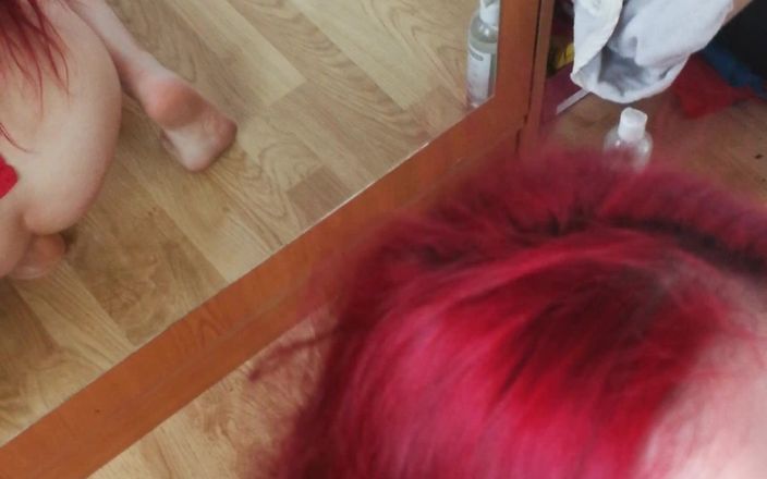 Denisa: डिल्डो के साथ लाल बालों वाली दोहरा प्रवेश