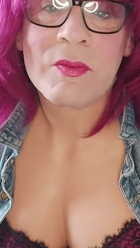 Hiya Crossdresser