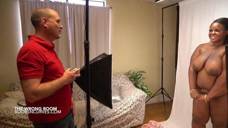 Melon Juggler: BBW Olivia fucked in the wrong room