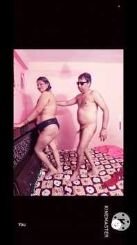 Shale Ki Bibi Ko Video Call Par Chida