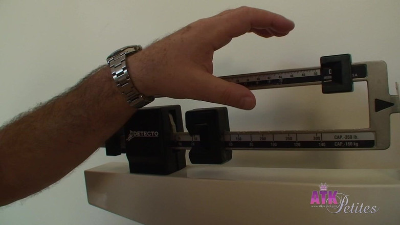 ATK Girls: वजन अंदर।