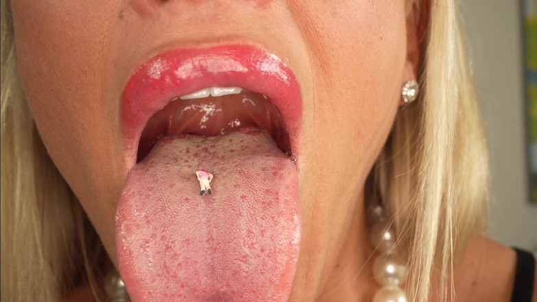 CALLIE ROKS: Il prenditore ottiene dalla gigantessa callie un muscolo caldo