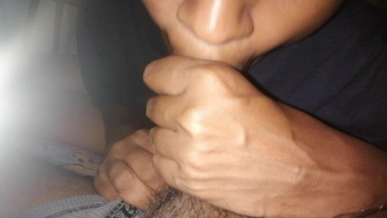 Tina Baby: Ковтання сперми тітоньки дезі