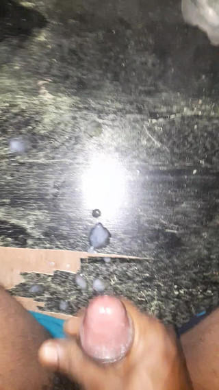 Prasadbandara: Elle muamele