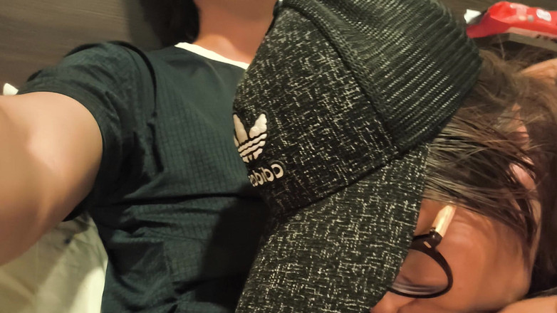 Moo DBOXXX: Saya Dan Ibu Tunggal Di Tempat Tid Ur Bersama, Dia...