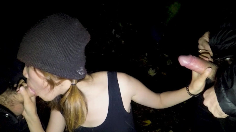 Petite Asian hefburg: Japanese Teen Secretly Sucks Big Dicks at Night