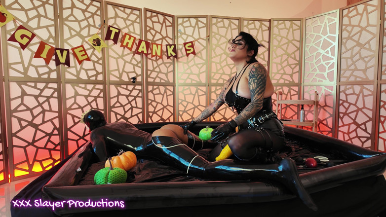 XXX Slayer Productions: Makan malam Pegsgiving: Raquel Ropers Percutian – Kenduri melancap