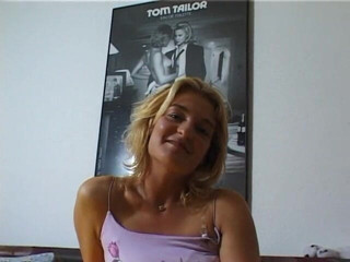 Lucky Wankerz: Blonde whore toying her pussy