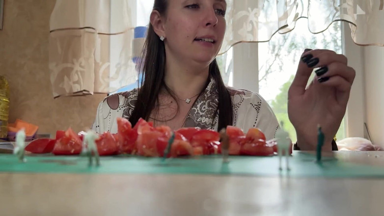 Hottie goddess: Giantess Cook: Oddanie